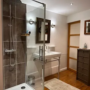 De Charme Au Coeur Du Vieux - Confort & Calme Bed and breakfast